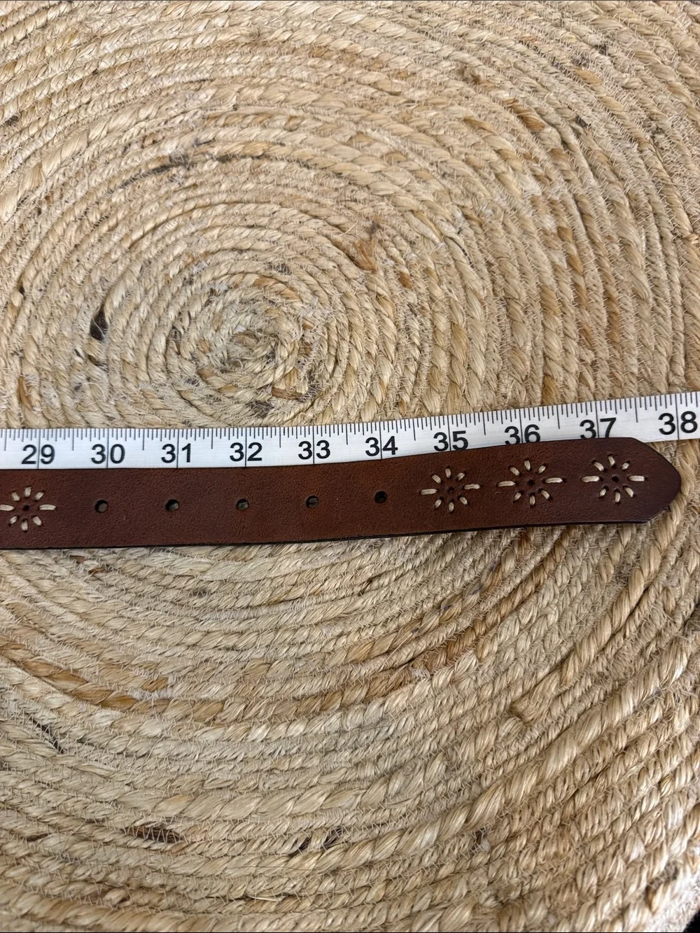 Genuine‎ Leather Floral Cutout Embroidered Belt Brown Brass Buckle Size Medium
